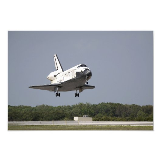 Space Shuttle Discovery nadert landing 2 Foto Afdruk (Voorkant)