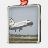 Space Shuttle Discovery nadert landing 3 Metalen Ornament (Links)