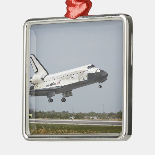 Space Shuttle Discovery nadert landing 3 Metalen Ornament (Links)