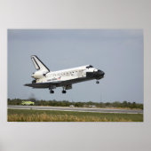 Space Shuttle Discovery nadert landing 3 Poster (Voorkant)