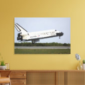 Space Shuttle Discovery nadert landing 4 Canvas Afdruk (Insitu (Woonkamer))