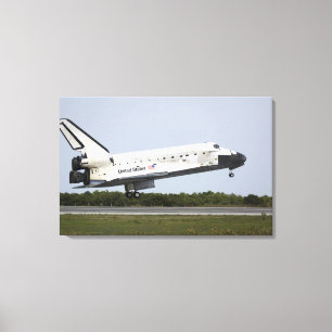 Space Shuttle Discovery nadert landing 4 Canvas Afdruk