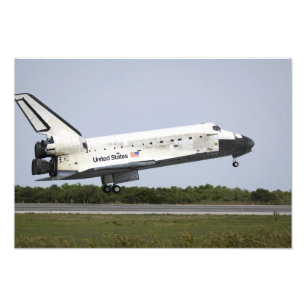 Space Shuttle Discovery nadert landing 4 Foto Afdruk