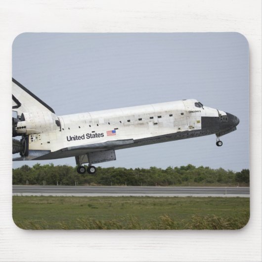 Space Shuttle Discovery nadert landing 4 Muismat (Voorkant)