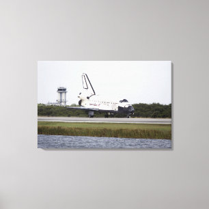 Space Shuttle Discovery op de baan Canvas Afdruk