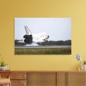 Space Shuttle Discovery raakt 2 Canvas Afdruk (Insitu (Woonkamer))
