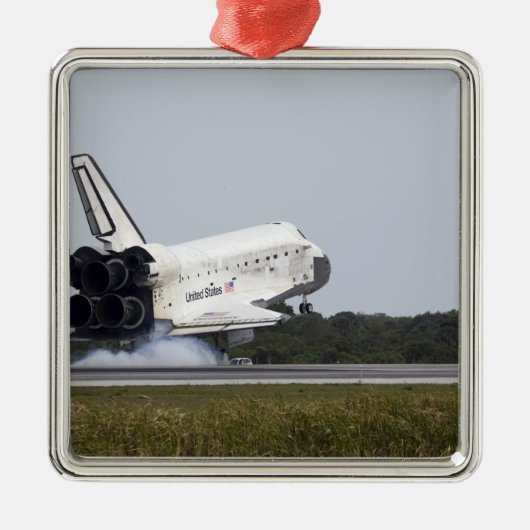 Space Shuttle Discovery raakt 2 Metalen Ornament (Voorkant)
