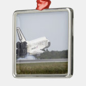 Space Shuttle Discovery raakt 2 Metalen Ornament (Links)
