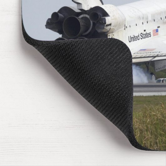 Space Shuttle Discovery raakt 2 Muismat (Hoek)