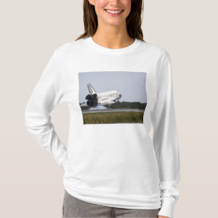 Space Shuttle Discovery raakt 2 T-shirt