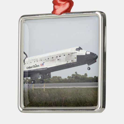 Space Shuttle Discovery raakt uitgeschakeld Metalen Ornament (Links)