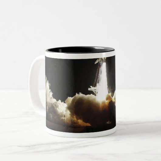 Space shuttle Discovery tilt uit Tweekleurige Koffiemok (Voorkant links)