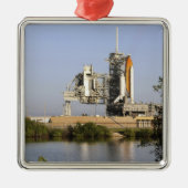 Space Shuttle Discovery zit klaar 3 Metalen Ornament (Voorkant)