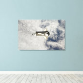 Space Shuttle Endeavor 12 Canvas Afdruk (Insitu (Houten vloer))