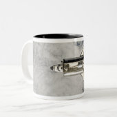 Space Shuttle Endeavor 12 Tweekleurige Koffiemok (Voorkant links)