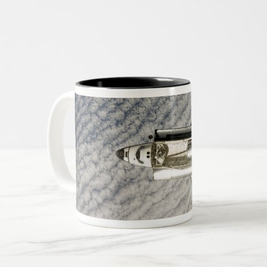 Space Shuttle Endeavor 13 Tweekleurige Koffiemok (Voorkant links)