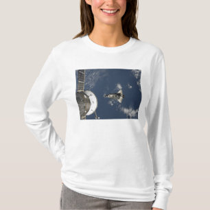 Space Shuttle Endeavor 17 T-shirt