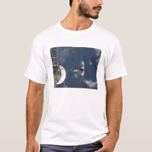 Space Shuttle Endeavor 17 T-shirt