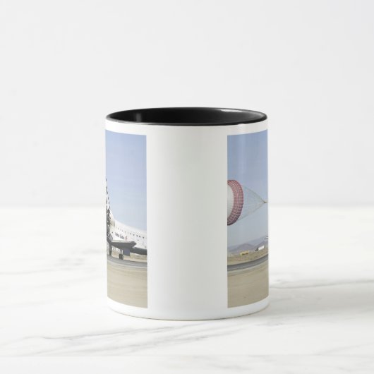 Space Shuttle Endeavor 4 Mok (Midden)