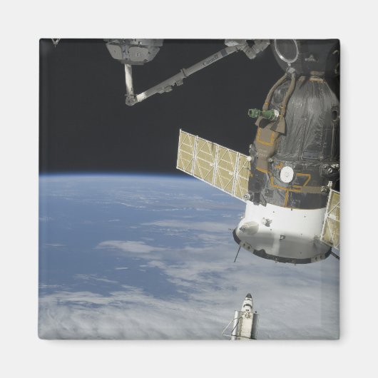 Space shuttle Endeavor, een Soyuz ruimtevaartuig Magneet (Voorkant)