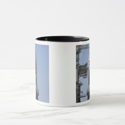 Space Shuttle Endeavor is klaar Mok (Midden)