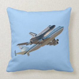 Space Shuttle Endeavor, laatste vluchtfoto Kussen