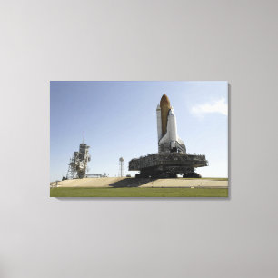 Space Shuttle Endeavor nadert de lancering p Canvas Afdruk