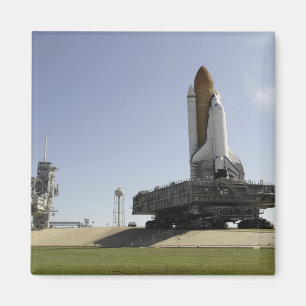 Space Shuttle Endeavor nadert de lancering p Magneet