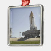 Space Shuttle Endeavor nadert de lancering p Metalen Ornament (Links)
