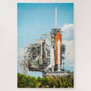 Space Shuttle Endeavor On Launch Pad Photo Legpuzzel