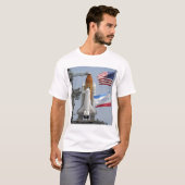 Space Shuttle Endeavor op het lanceerpad 3 T-shirt (Voorkant volledig)