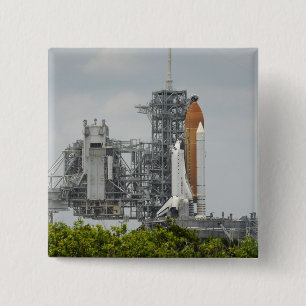 Space Shuttle Endeavor op het lanceerpad 5 Vierkante Button 5,1 Cm