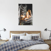 Space Shuttle Endeavor op het lanceerpad Canvas Afdruk (Insitu (Slaapkamer))