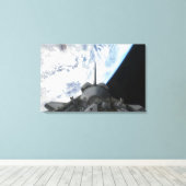 Space Shuttle Endeavor's laadbay 2 Canvas Afdruk (Insitu (Houten vloer))