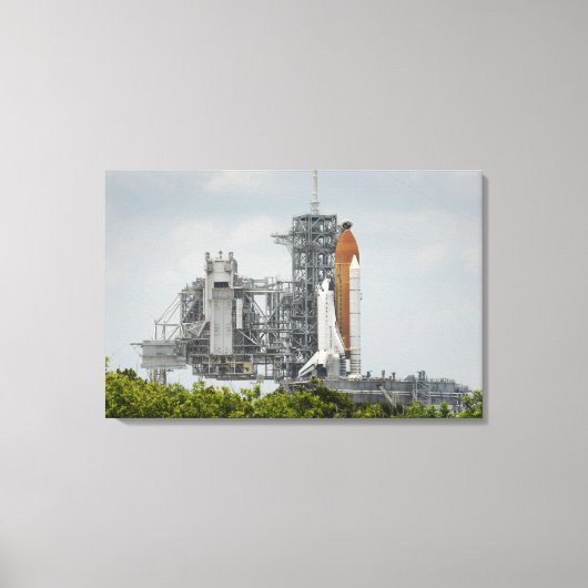 Space Shuttle Endeavour op het lanceerplatform 5 Canvas Afdruk (Voorkant)