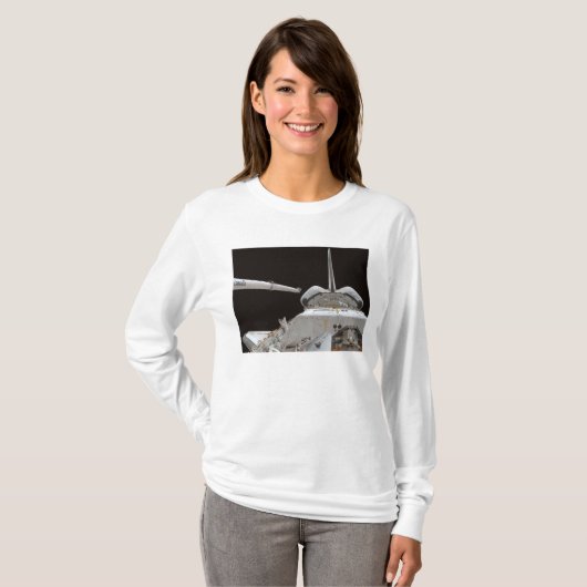 Space Shuttle-laadbay van Discovery T-shirt (Voorkant volledig)