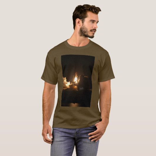 Space Shuttle Night Launch Poster T-Shirt (Voorkant volledig)