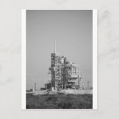 Space Shuttle op startpad in zwart-wit Briefkaart (Voorkant)