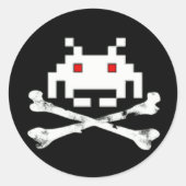 spaceinvader crossbones2 ronde sticker (Voorkant)