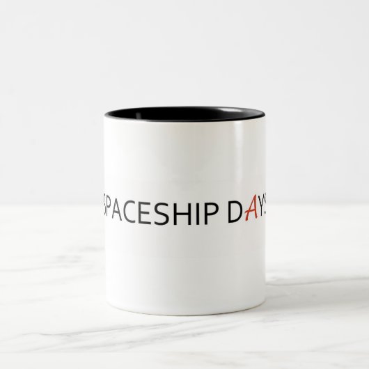 SPACESHIP DAGEN mok (Center)