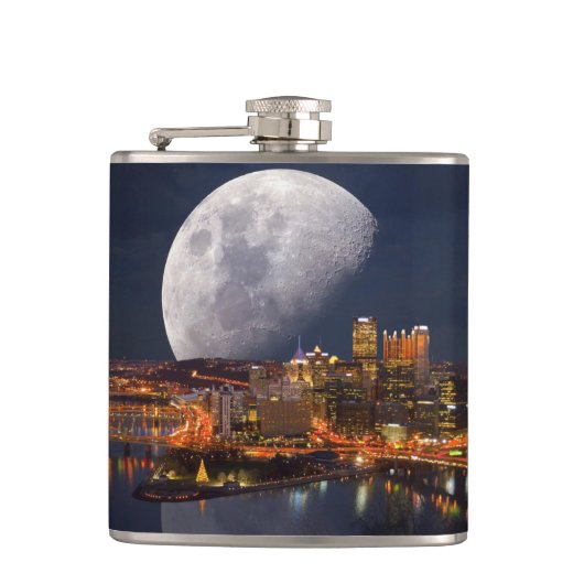 Spacey Pittsburgh Heupfles (Voorkant)