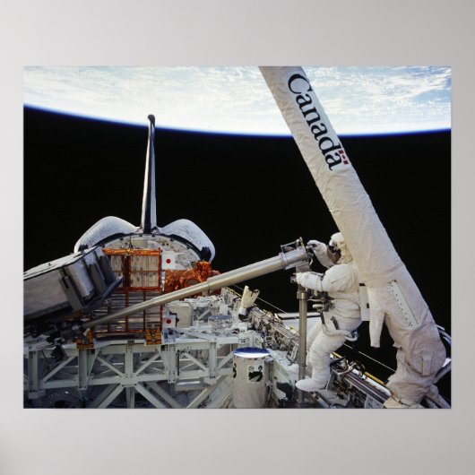 Spacwalk aan boord van Space Shuttle Columbia (STS Poster (Voorkant)