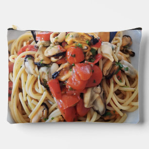 Spaghetti met Mosselen & Cherry Tomatoes Eten Pouc Etui