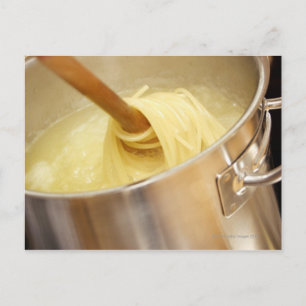 Spaghetti wordt in Pot gesticht Briefkaart