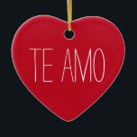 Spanish Christmas Te Amo Red Heart Love Ornament<br><div class="desc">Een eenvoudig en schattig rood-wit hart kerstornament dat Te Amo of I Love You in het Spaans zegt. Eenvoudig en elegant.</div>