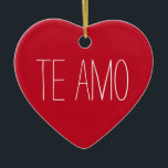 Spanish Christmas Te Amo Red Heart Love Ornament<br><div class="desc">Een eenvoudig en schattig rood-wit hart kerstornament dat Te Amo of I Love You in het Spaans zegt. Eenvoudig en elegant.</div>