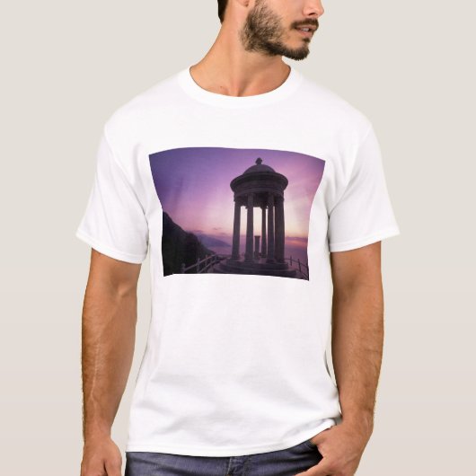 Spanje, Balearen, Majorca, Deia. Son Marroig T-shirt (Voorkant)