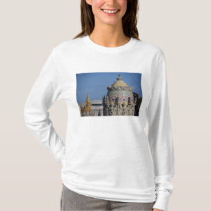 Spanje, Catalonië, Barcelona. Dak van Barcelona T-shirt