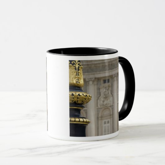 Spanje, Madrid. Koninklijk Paleis,  gloeilamp Mok (Voorkant rechts)