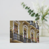 Spanje, Sevilla, Andalusië en Geraniums hangen ove Briefkaart (Staand voorkant)